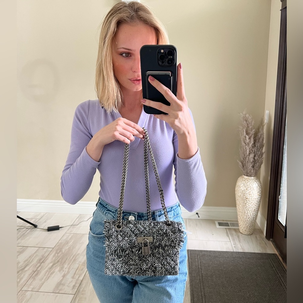 NWT Kurt Geiger London Handbag Gray White Metal Chain Shoulder Bag